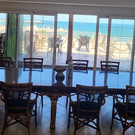 La Perla Bianca Semesteranläggning (resort)