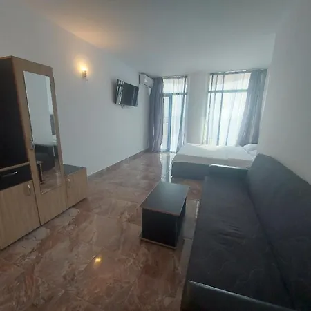 La Perla Bianca Semesteranläggning (resort)