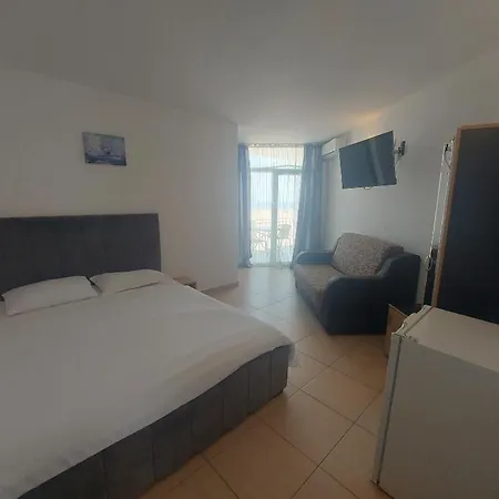 La Perla Bianca 3* إيفوري نورد